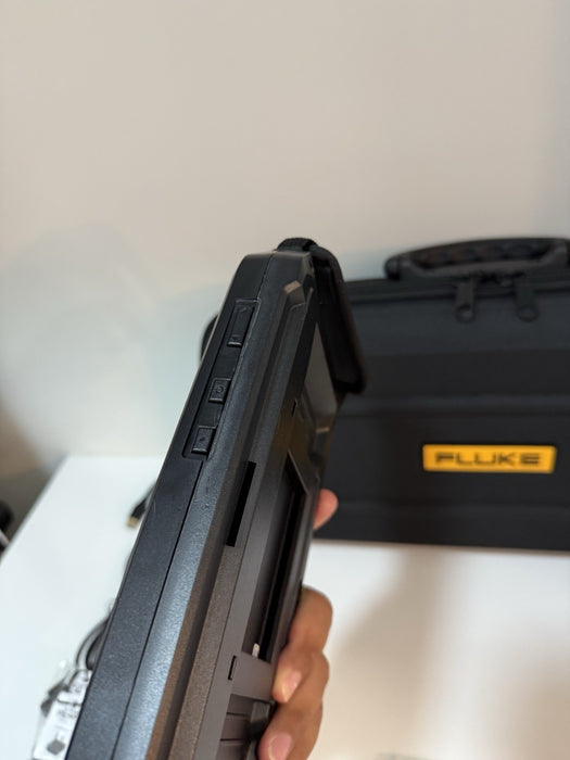 FLUKE 831 LASER SHAFT ALIGNMENT TOOL  (NEW SEALED) CALIBRATED 2025-2027) NEW