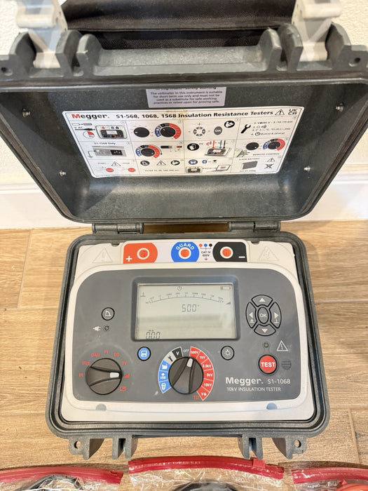 MEGGER S1-1068 10KV INSULATION TESTER W/LEADS & CHARGER (FREE SHIPPING) TESTED