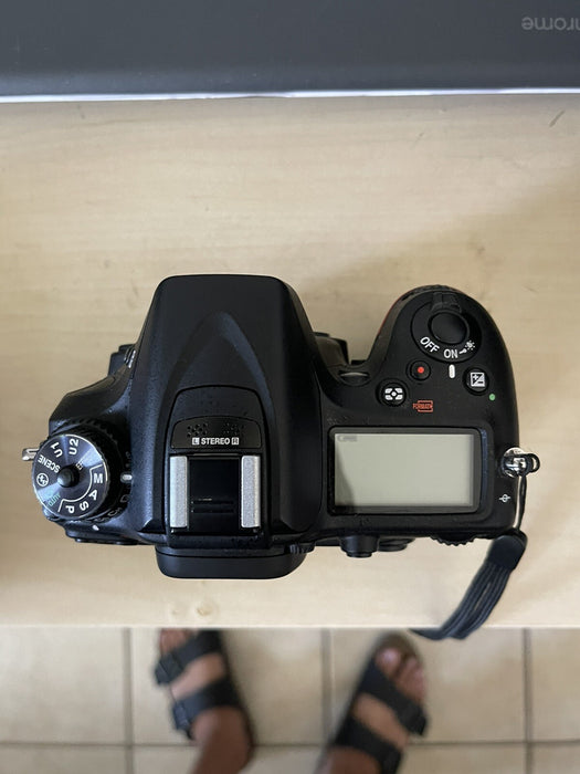 Nikon D7100 24.1 MP Digital SLR Camera Pre-owned