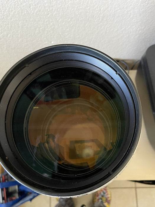 Canon EF 600mm 1:4 L Series IS USM Ultrasonic Lens ( Ships Next Day )