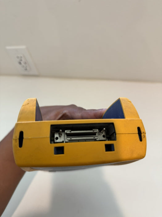 FLUKE NETWORKS DTX-1800 SMART REMOTE ONLY  - TURNS ON NO BATTERY / SHIPS FAST