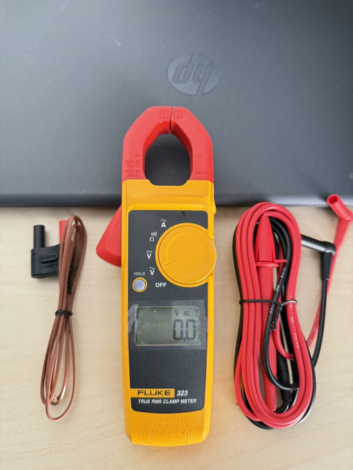 FLUKE 323 TRUE RMS CLAMP METER W/ LEADS & PROBE (NEW) SHIPS FAST