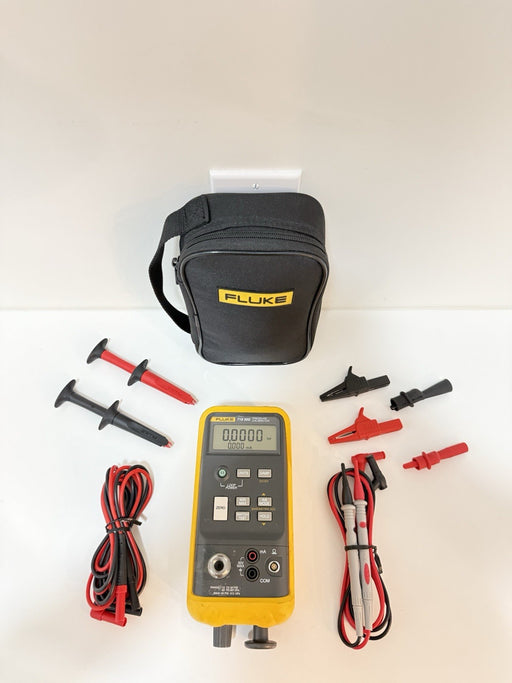 FLUKE 718 30G PRESSURE CALIBRATOR W/ ACCESSORIES (TESTED) SHIPS FREE