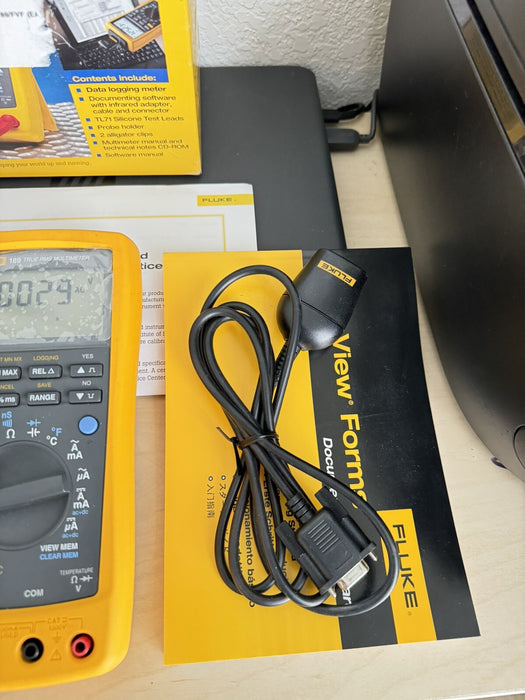 Fluke 189/FVF Combo Pack True RMS Digital Multimeter / SHIPS FAST (RARE ITEM)