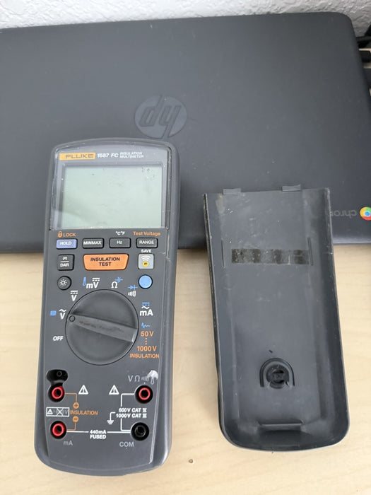 FLUKE 1587 FC (PARTS ONLY) DOESN’T WORK - SHIPS FAST