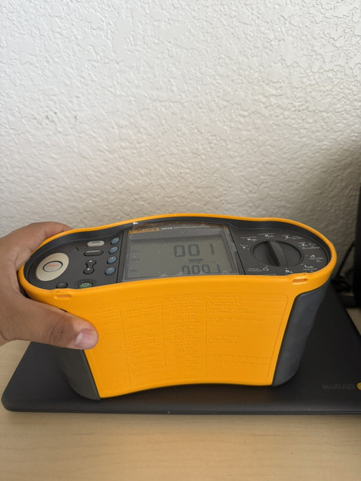 Fluke 1654B Multifunction Installation Tester W/ Accessories- FREE SHIPPING
