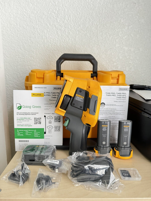 FLUKE Ti450 PRO 60HZ THERMAL IMAGER W / 2 BATTERIES / SHIPS FAST / FREE SHIPPING