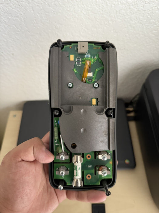 FLUKE 28 II EX INTRINSICALLY IP67 METER (PARTS ONLY) FOR PARTS - SHIPS FAST