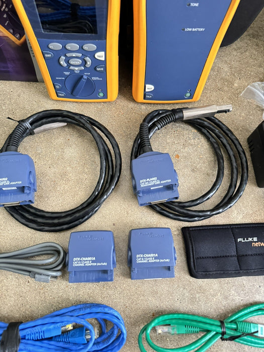 Fluke Networks DTX-1800 Cable Analyzer KIT and DTX-CHA001A CAT6 Channel Adapters