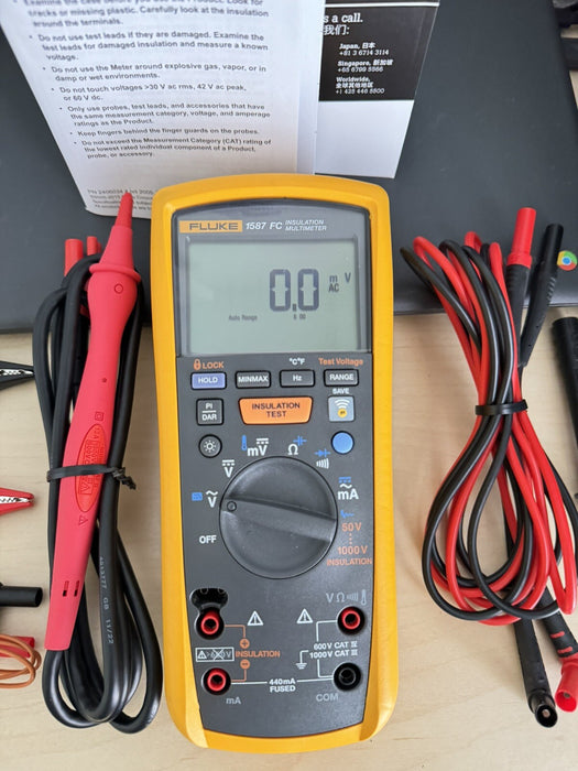 Fluke 1587 FC INSULATION MULTIMETER W/ BAG & LEADS - SHIPS FAST