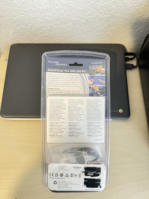 Fluke Networks IntelliTone Pro 200 LAN Toner And Probe Kit MT-8200-60-KIT