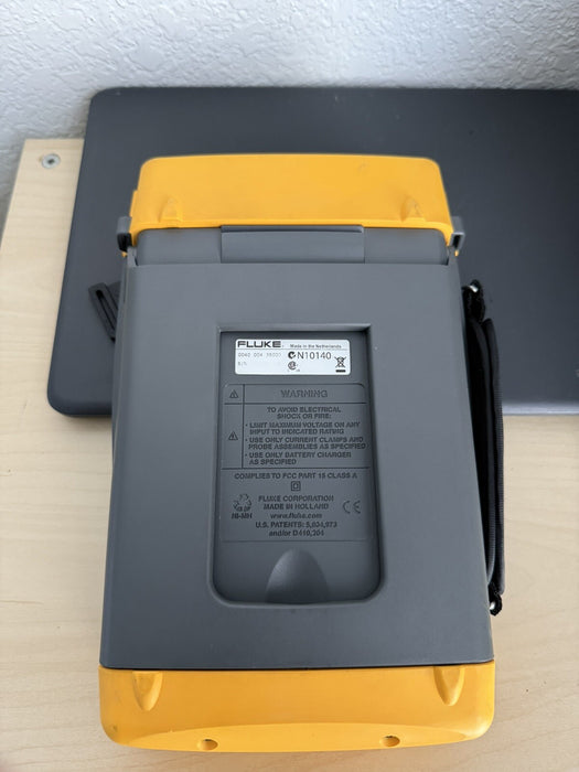 FLUKE 435 THREE PHASE POWER QUALITY ANAYZER W/ACCESSORIES-SHIPS FAST