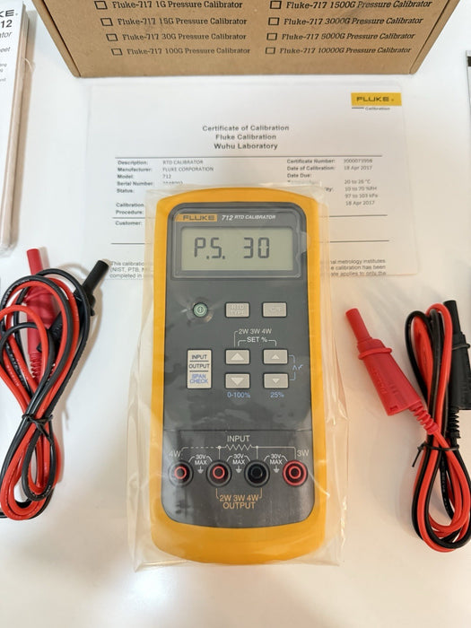 FLUKE 712 RTD CALIBRATOR (NEW FACTORY SEALED) SHIPS FAST - FREE SHIPPING (RARE)