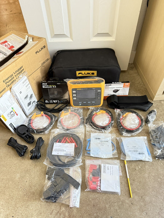 FLUKE 1738 POWER LOGGER KIT 3 PHASE W/ACCESSORIES/CALIBRATED 2026 NEW SHIPS FREE