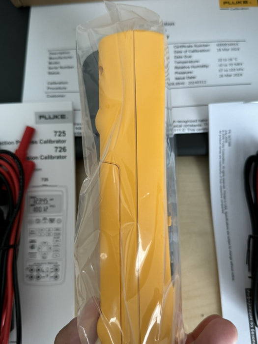 FLUKE 726 PRECISION MULTIFUNCTION CALIBRATOR (MFG-2024) CALIBRATED 2024 - NEW