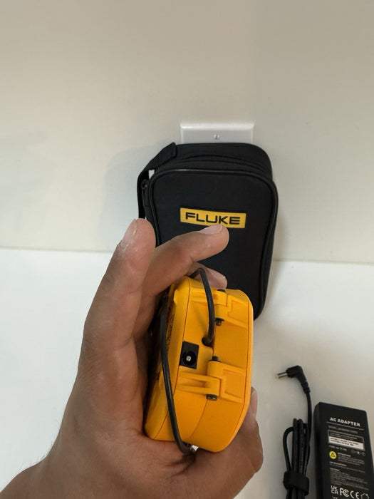 FLUKE INCU II STH SKIN TEMPERATURE HEATER W/ CHARGER & BAG - SHIPS FAST