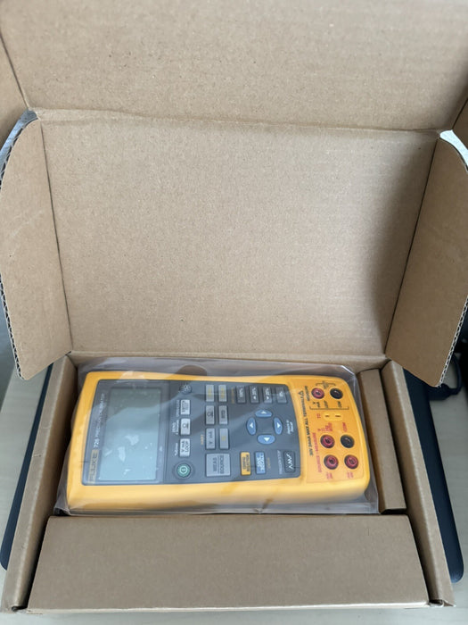 FLUKE 726 PRECISION MULTIFUNCTION CALIBRATOR (MFG-2024) CALIBRATED 2024 - NEW