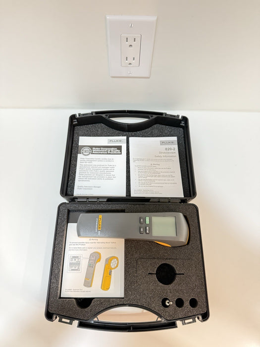 FLUKE 820-2 LED STROBOSCOPE W/ CASE & ACCESSORIES (NEW) SHIPS FREE