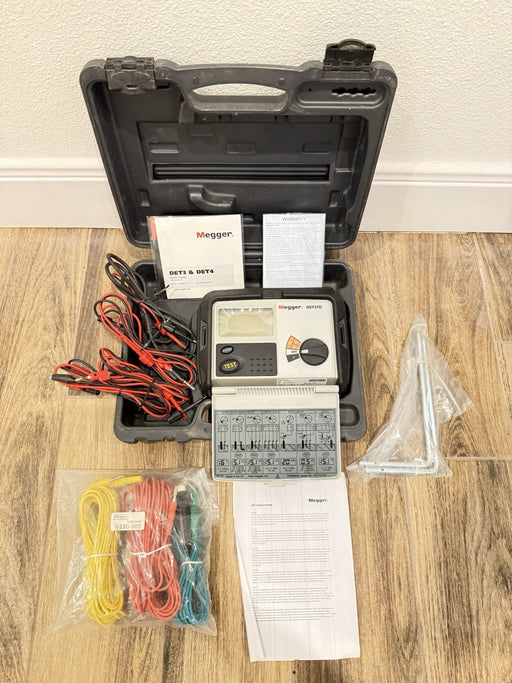 MEGGER DET3TD EARTH TESTER W/ACCESSORIES & CASE (TESTED) SHIPS FAST