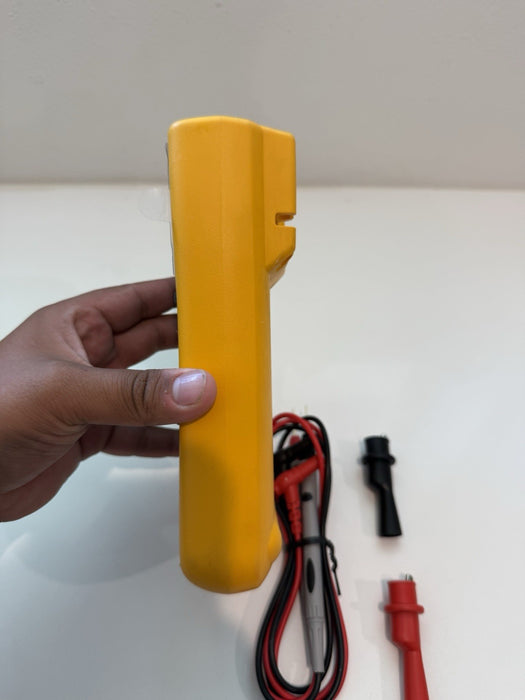FLUKE 1507 INSULATION MULTIMETER W/ LEADS & CLIPS - SHIPS FAST