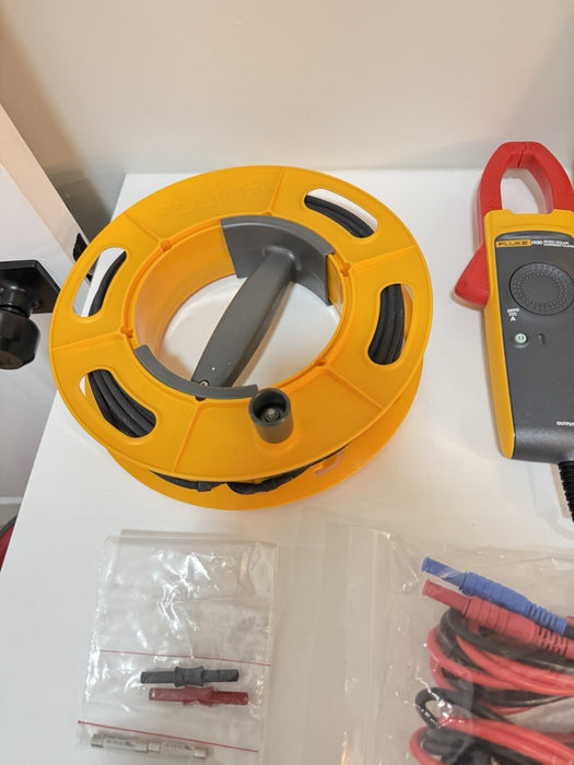 FLUKE SMFT-1000/PRO MULTIFUNCTION PV TESTER & PERFORMANCE ANALYZER (NEW SEALED)