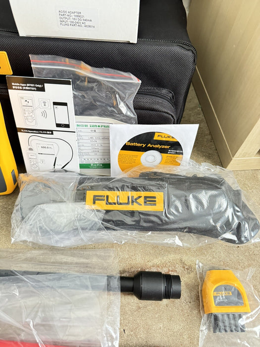 FLUKE BT520 BATTERY ANALYZER KIT / NEW SEALED - FREE SHIPPING
