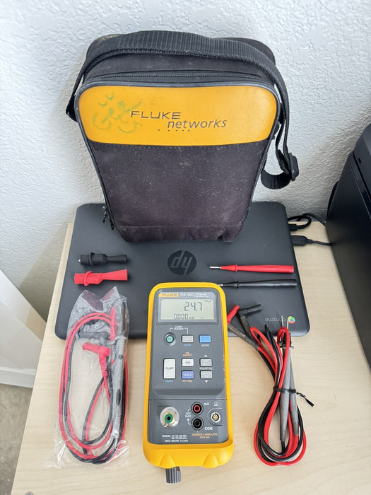 FLUKE 719-100G PRESSURE CALIBRATOR W/ BAG & LEADS - FREE SHIPPING