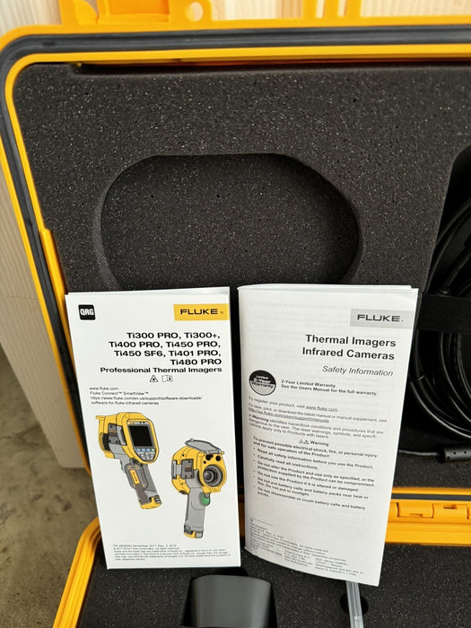 FLUKE TI480PRO IR CAMERA 60HZ, 640 X 480 , 2 BATTERIES W/ CHARGE & CASE / NEW