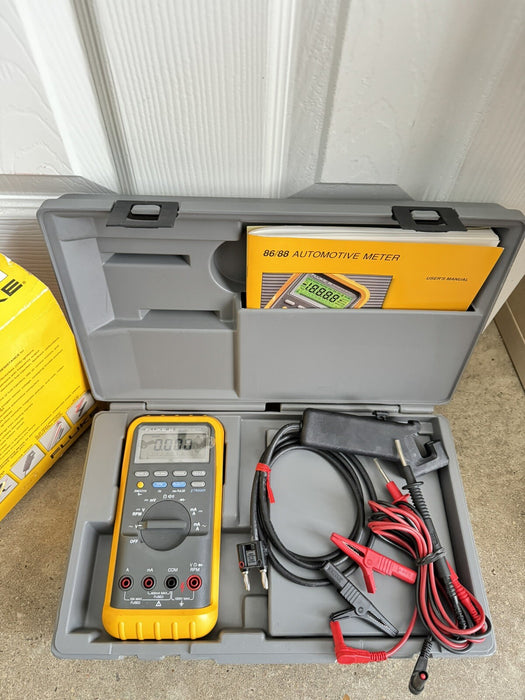 Fluke 88 Automotive Meter Multimeter with RPM and Accessories / SHIPS FAST