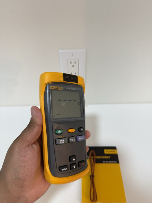 FLUKE 51 II SINGLE INPUT THERMOMETER W/ PROBE & MANUAL (TESTED) - SHIPS FAST