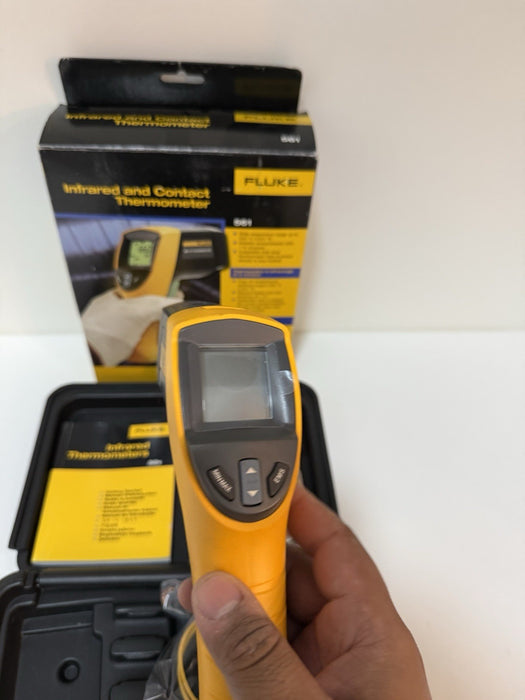 FLUKE 561 INFRARED & CONTACT THERMOMETER (NEW SEALED) SHIPS FAST