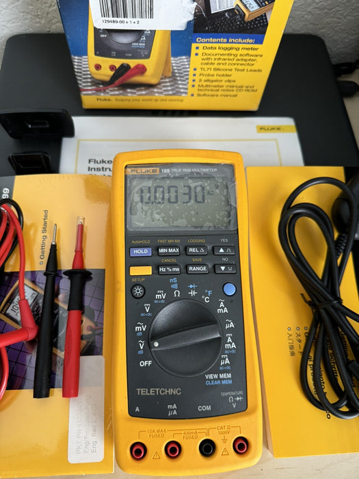 Fluke 189/FVF Combo Pack True RMS Digital Multimeter / SHIPS FAST (RARE ITEM)