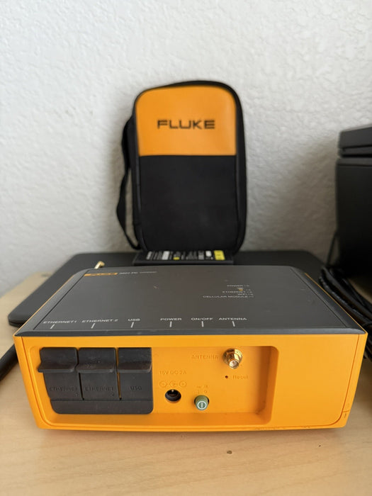 FLUKE 3501 FC GATEWAY W / BAG & POWER SUPPLY - FREE SHIPPING