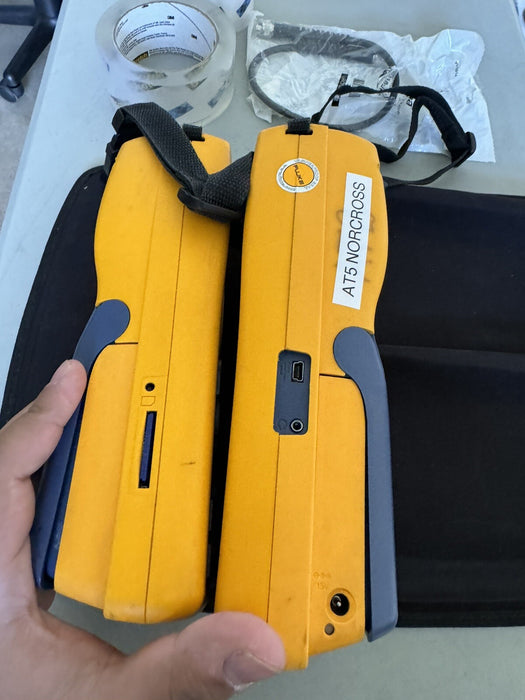 Fluke Network DTX-1800 Cable Analyzer KIT W / ACCESSORIES & BAG - SHIPS FAST