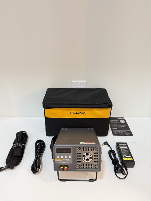 FLUKE 9140 DRY-WELL CALIBRATOR W/BAG & CHARGER (TESTED) SHIPS FAST
