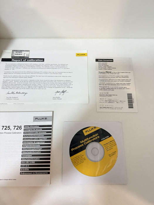 FLUKE 725 MULTIFUNCTION PROCESS CALIBRATOR  W/ ACCESSORIES (TESTED) SHIPS FAST
