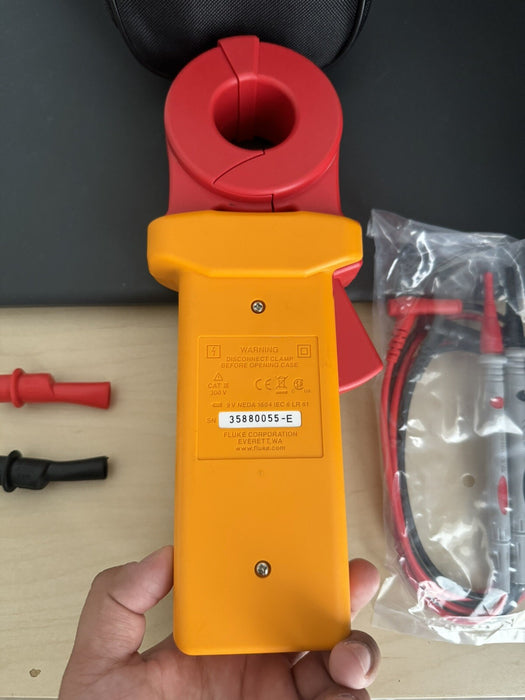 FLUKE 1630 EARTH GROUND CLAMP W/ BAG & LEADS - FREE SHIPPING / PERFECT CONDITION