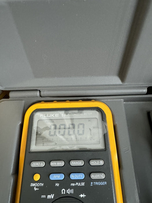 Fluke 88 Automotive Meter Multimeter with RPM and Accessories / SHIPS FAST