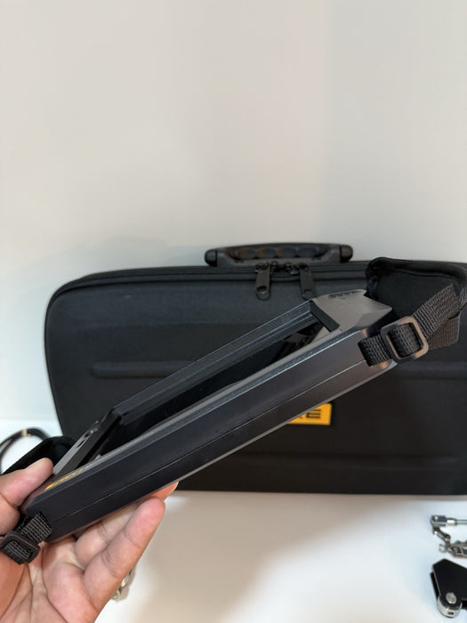 FLUKE 831 LASER SHAFT ALIGNMENT TOOL  (NEW SEALED) CALIBRATED 2025-2027) NEW