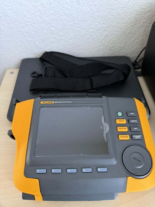 FLUKE 810 VIBRATION TESTER W /TACHOMETER & TRIAXIAL ACCELEROMETER/FREE SHIPPING