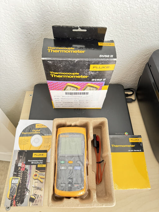 Fluke 51 II Thermocouple Thermometer Meter W/ Probe-FREE SHIPPING (USED)