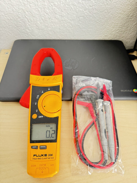 FLUKE 336 TRUE RMS CLAMP METER W/ LEAD SET - SHIPS FAST (TESTED)