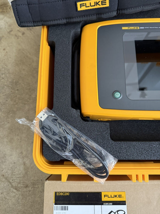 FLUKE ii900 INDUSTRIAL ACOUSTIC IMAGER W/BATTERIE & CHARGER-FREE SHIPPING