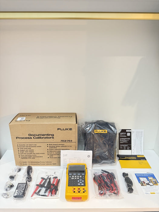 FLUKE 753 DOCUMENTING PROCESS CALIBRATOR (NEW FACTORY SEALED) CALIBRATED 2025