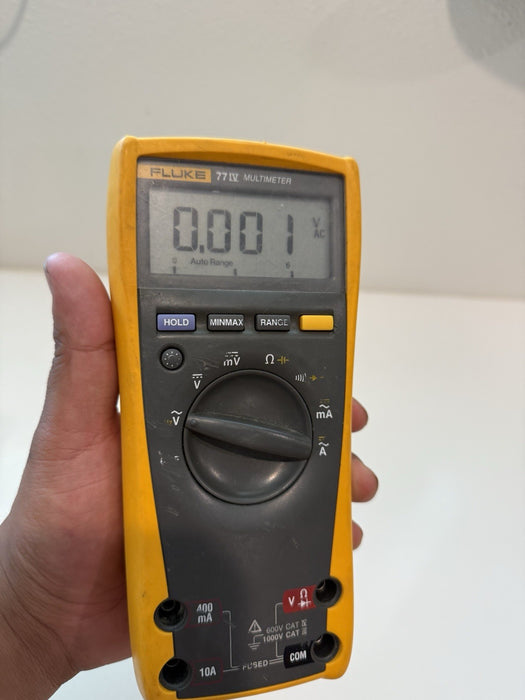 FLUKE 77-IV MULTIMETER (PARTS ONLY) FOR PARTS - SHIPS FAST