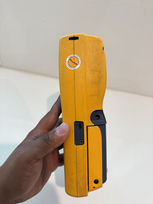 FLUKE NETWORKS DTX-1800 SMART REMOTE ONLY  - TURNS ON NO BATTERY / SHIPS FAST