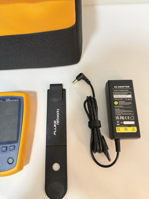 FLUKE NETWORKS FI-500 FIBER INSPECTOR MICRO KIT W/ BAG & CHARGER - SHIPS FAST