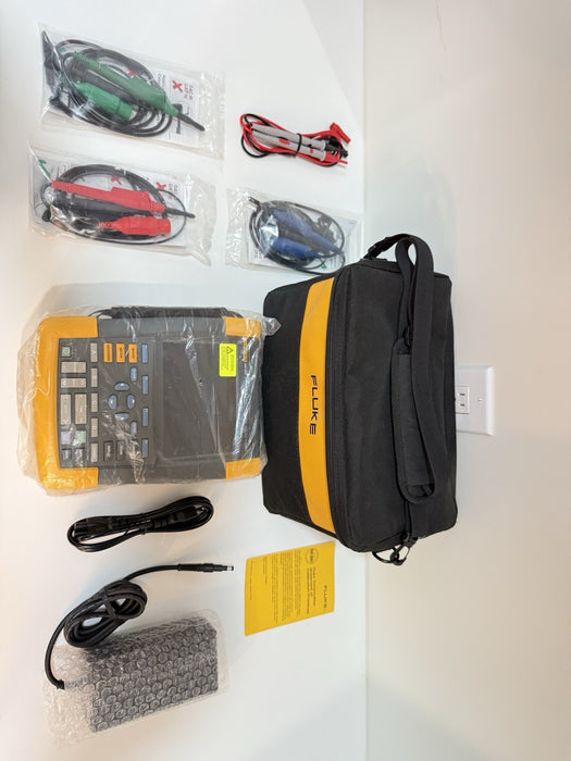 FLUKE 190-204 SCOPEMETER 4CH 200MHZ 2.5GS/S (NEW SEALED) SHIPS FAST - TESTED