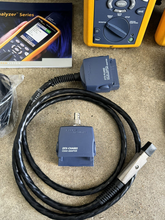 Fluke Network DTX-1800 Cable Analyzer KIT W / ACCESSORIES & BAG - SHIPS FAST