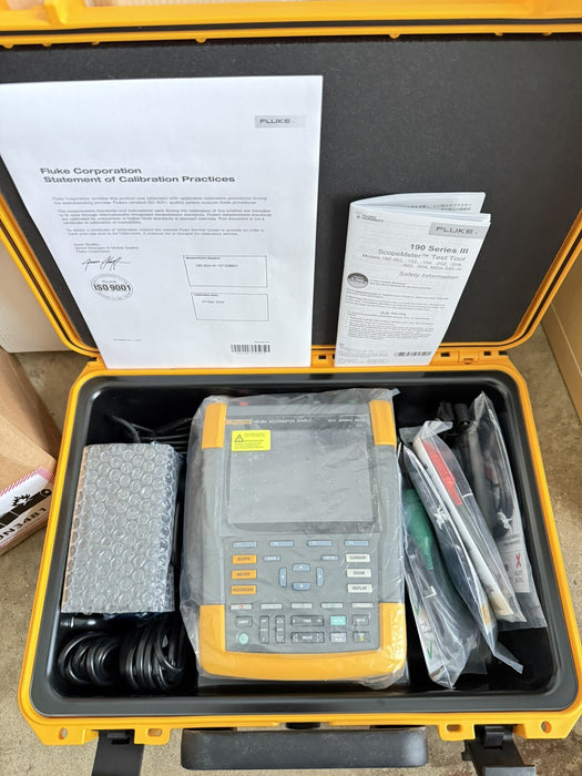 FLUKE 190-504-III-S 500 MHZ 4-CH 5GS/S COLOR SCOPEMETER (NEW FACTORY SEALED)2024